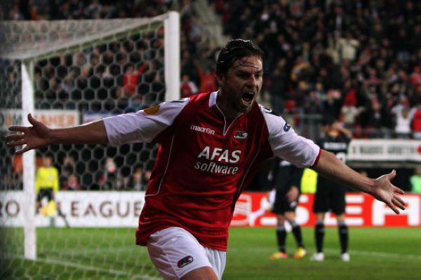 他的脚步灵 他的脚步灵